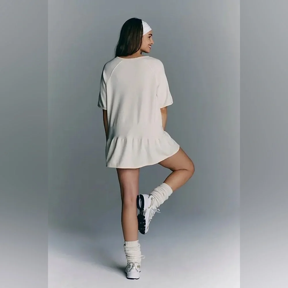 FREE PEOPLE FP Movement Elements Set Ivory Top only size Medium - Picture 2 of 10